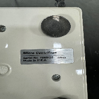 VWR Micro Centrifuge image 2